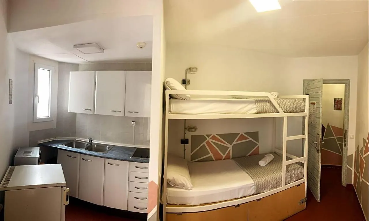 Loft Apart&Hostal Льорет-де-Мар 0*,